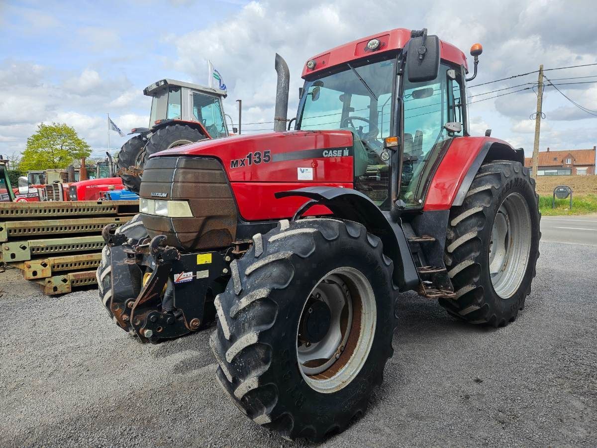 Case IH MX 135 Tractor