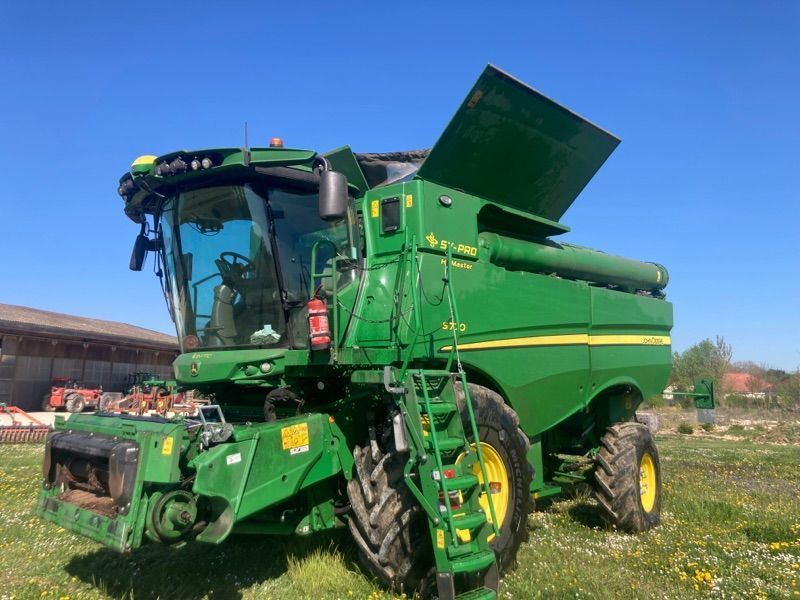 John Deere S 770 Kombajn zbożowy 335 000 €