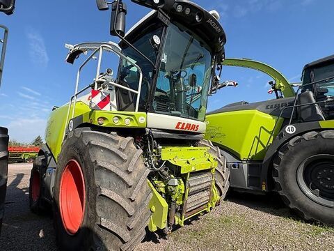 Claas Jaguar 990 Self propelled forage harvester
