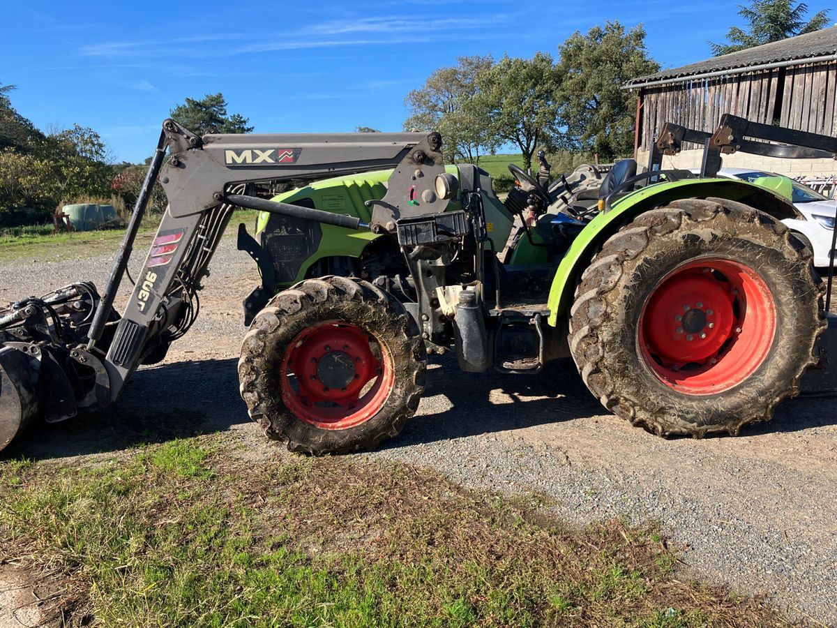 E-FARM: Claas Elios 220 - Tractor - id TDIS1LP - 29.000 € - Año: 2015 - Horas: 6300,Potencia del motor: 85,Francia