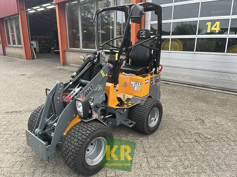 E-FARM: Giant g1200 #31494 - Skid steer loader - id AM1XGTX - Year of construction: 2024 - Netherlands