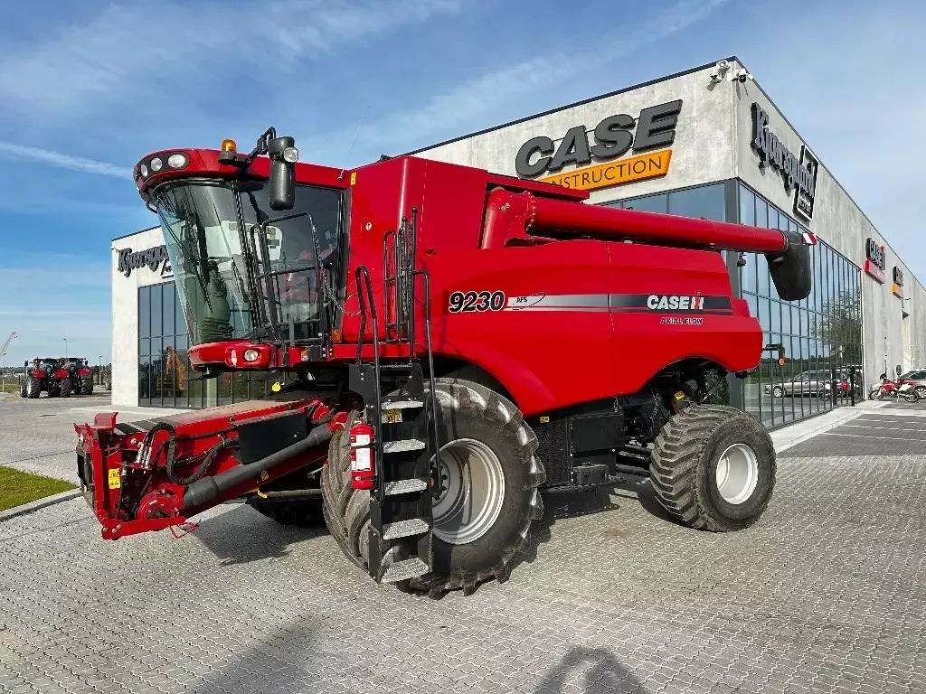E-FARM: Case IH Axial Flow 9230 - Combine harvester - id BDD1CVA - €147,169 - Year of construction: 2013 - Engine hours: 1,970,Engine power (HP): 530,Denmark