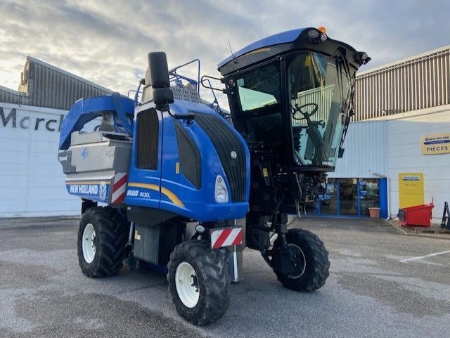 New Holland 8030 Grape harvester