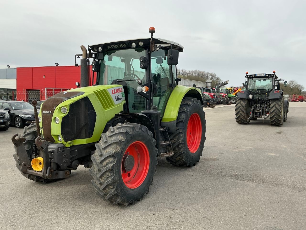 E-FARM: Claas Arion 530 - Trattore - id 1ESRIBB - 32.000 € - Anno di costruzione: 2013 - Ore: 9.800,Potenza del motore: 130,Francia