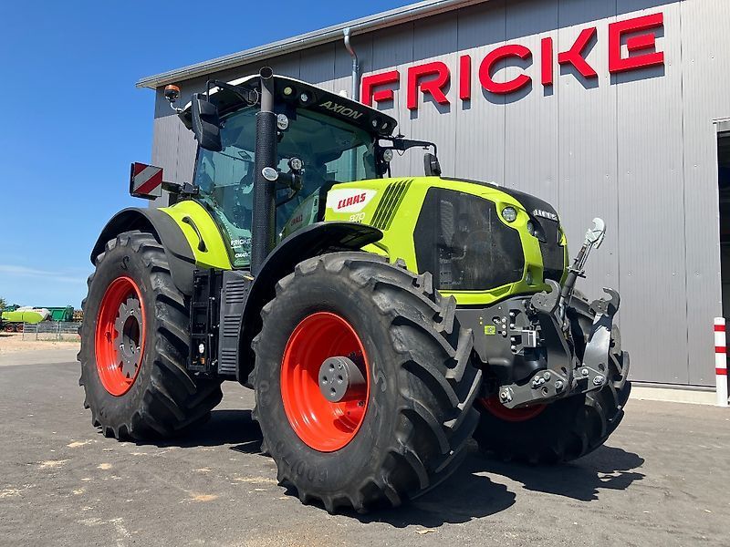 Claas Axion 870 CMATIC Tractor €168,500