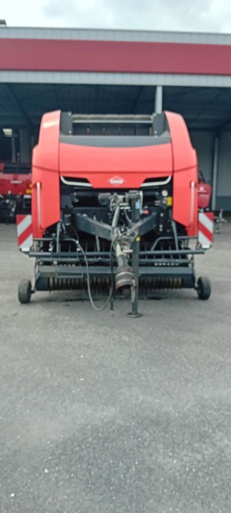 E-FARM: Kuhn VB 3160 - Lis - id D7IVKYE - Rok výroby: 2022 - Celkový počet vyrobených balíků: 17 000,Francie