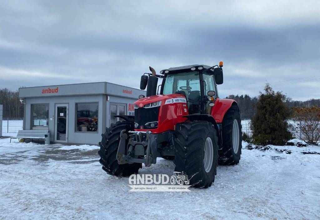 Massey Ferguson 7720 Tractor €68,000