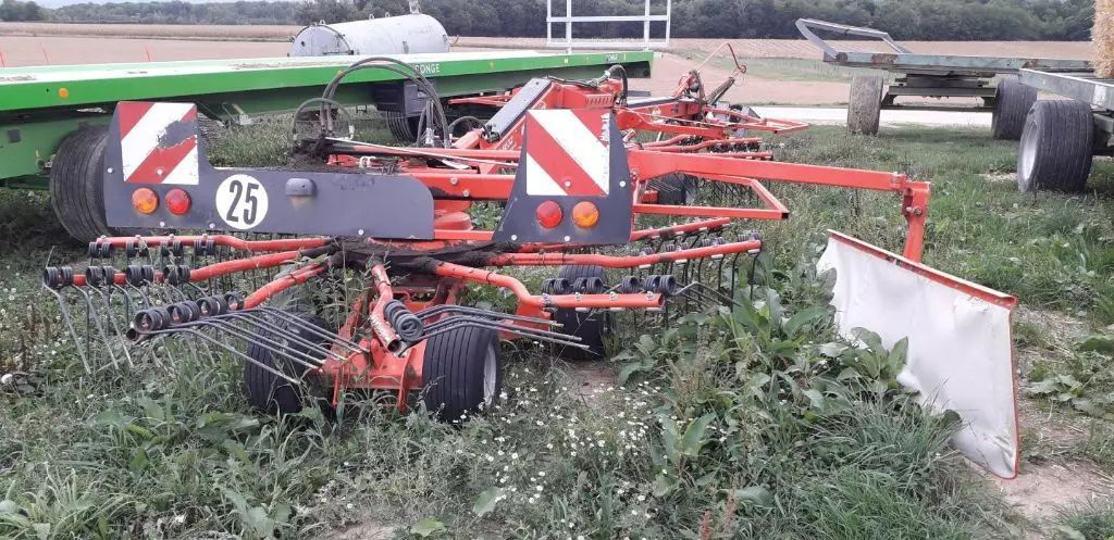 Kuhn GA 6632 Schwader 15.290 €