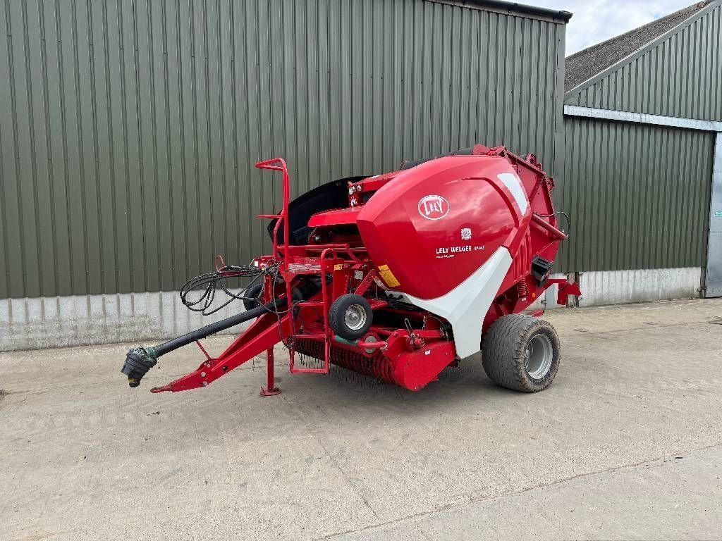 E-FARM: Lely welger rp445 - Ballenpresse - id HXCPAZW - 13.424 € - Baujahr: 2013 - Vereinigtes Königreich