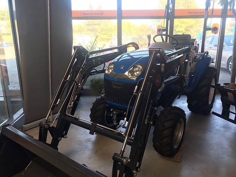 E-FARM: New Holland Boomer 25 - Tractor - id F5CZCVA - 22.900 € - Año: 2022 - Horas: 9,Potencia del motor: 27,Alemania