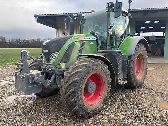 Fendt 716 Vario Traktorius 119 000 €