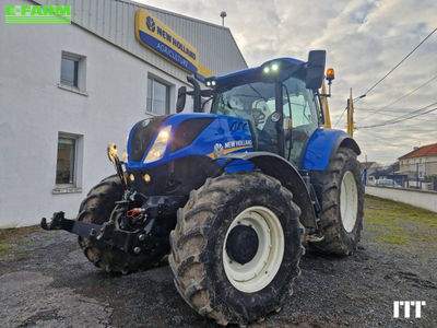 E-FARM: New Holland T7.210 - Tractor - id RIUKS4U - €89,900 - Year of construction: 2021 - Engine hours: 1,820,Engine power (HP): 180,France