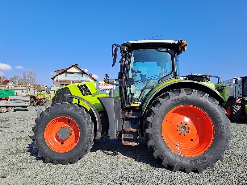 E-FARM: Claas Trion 660 - Tractor - id TXKMH4V - €79,900 - Year of construction: 2019 - Engine hours: 8,850,Engine power (HP): 205,Germany
