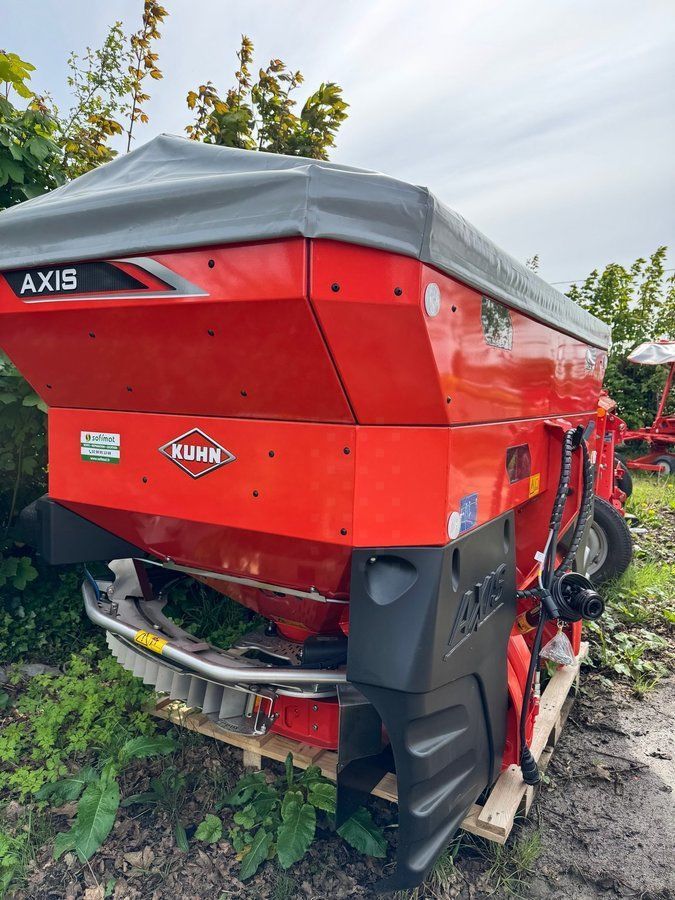 Kuhn axis402m emc Fertiliser spreader €19,800