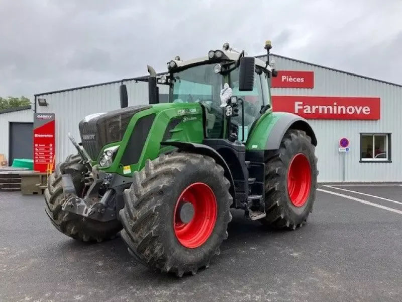 E-FARM: Fendt 828 Vario - Tractor - id IQZ7ILY - €138,000 - Year of construction: 2019 - Engine hours: 5,620,Engine power (HP): 280,France