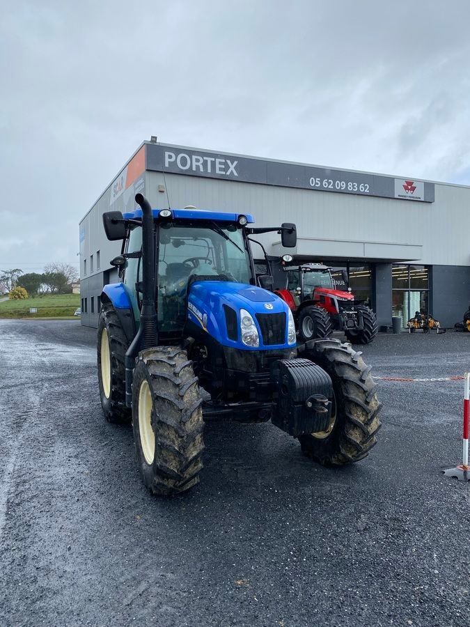 E-FARM: New Holland T6.165 - Tractor - id D7QMYFQ - 48.000 € - Año: 2016 - Horas: 4740,Potencia del motor: 125,Francia