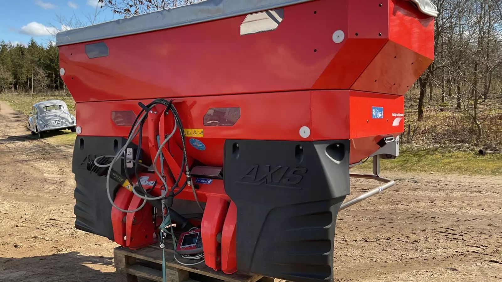 Rauch axis m 30.2 emc Fertiliser spreader €10,278