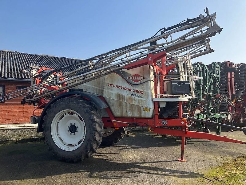 Kuhn Atlantique 3200 Opryskiwacz 11 903 €