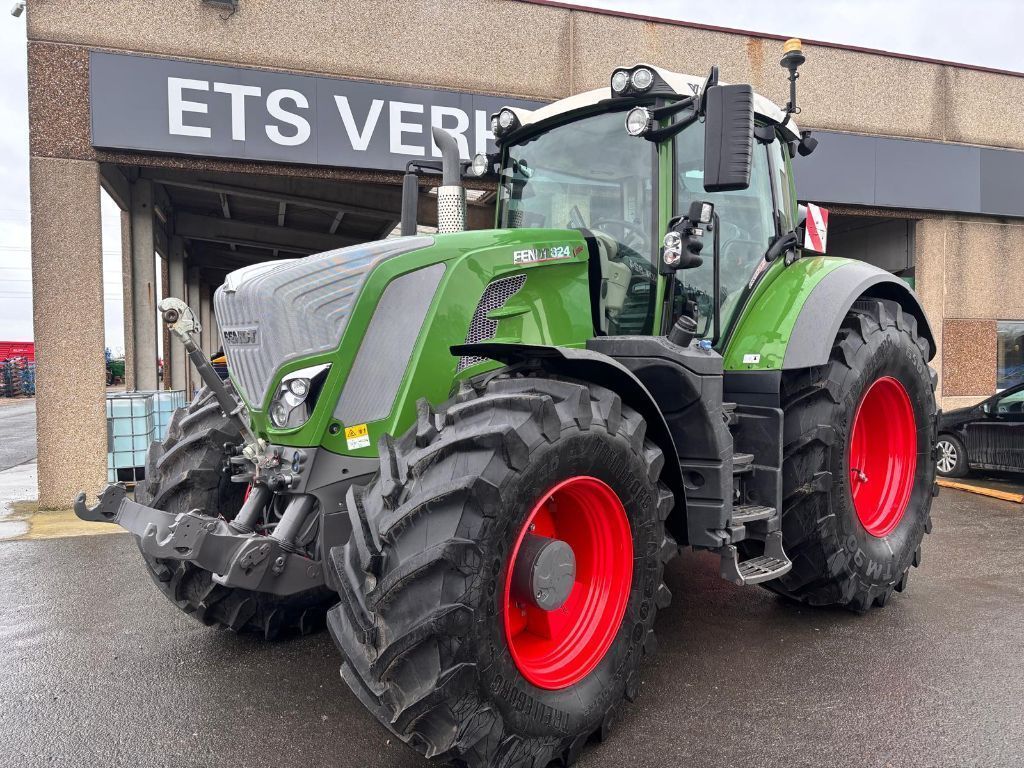 Fendt 824 Vario Profi Plus Traktor 165 000 €