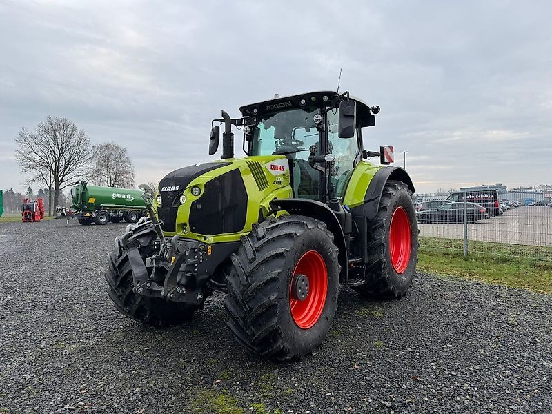 Claas Axion 830 CMATIC Tractor €164,900