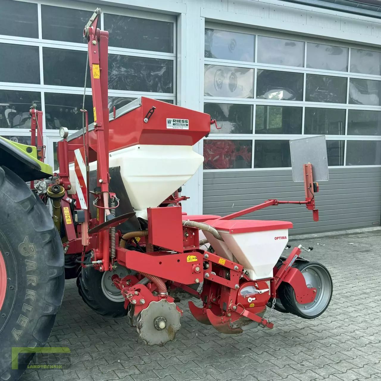 E-FARM: Kverneland optima 6 reihig + dünger nur 350 ha - Precision drill - id II6GDTS - €13,100 - Year of construction: 2012 - Germany