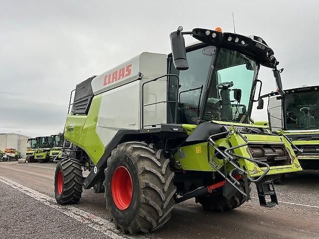E-FARM: Claas Trion 750 - Cosechadora - id IGQ4DIW - Año: 2023 - Horas: 412,Potencia del motor: 436,Alemania
