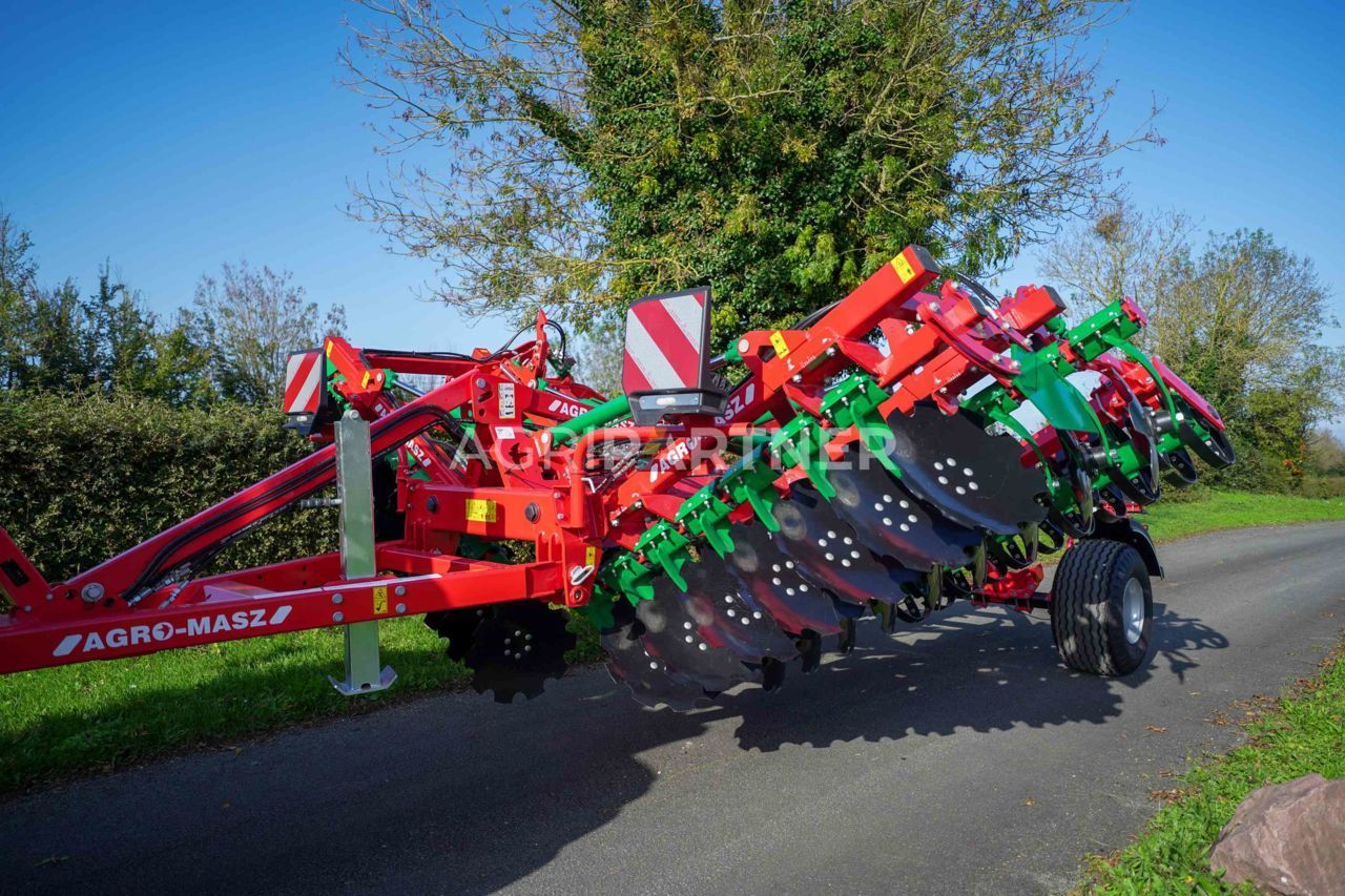 AGRO-MASZ morte saison !!! dechaumeur bt40 traine rouleau flexi ring Cultivator €25,000