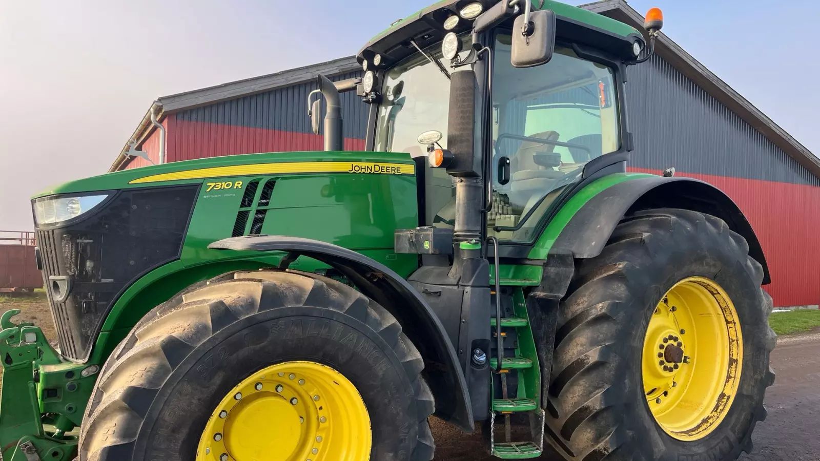 John Deere 7310 R Traktor 72.145 €