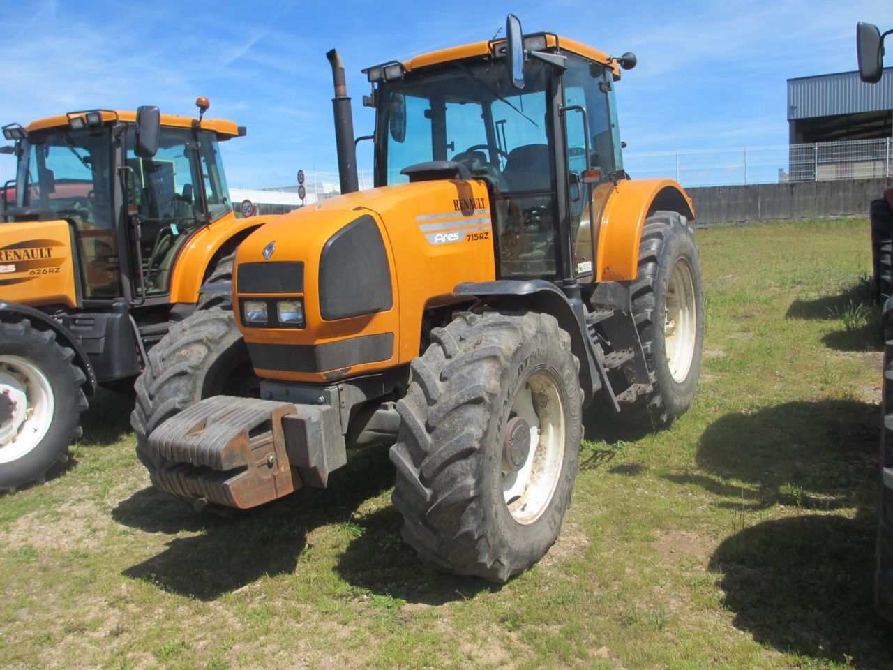 E-FARM: Renault Ares 715 RZ - Tracteur - id JS8S3AK - Année: 2001 - Lecture du nombre d'heure: 7 300,Puissance du moteur (chevaux): 160,France
