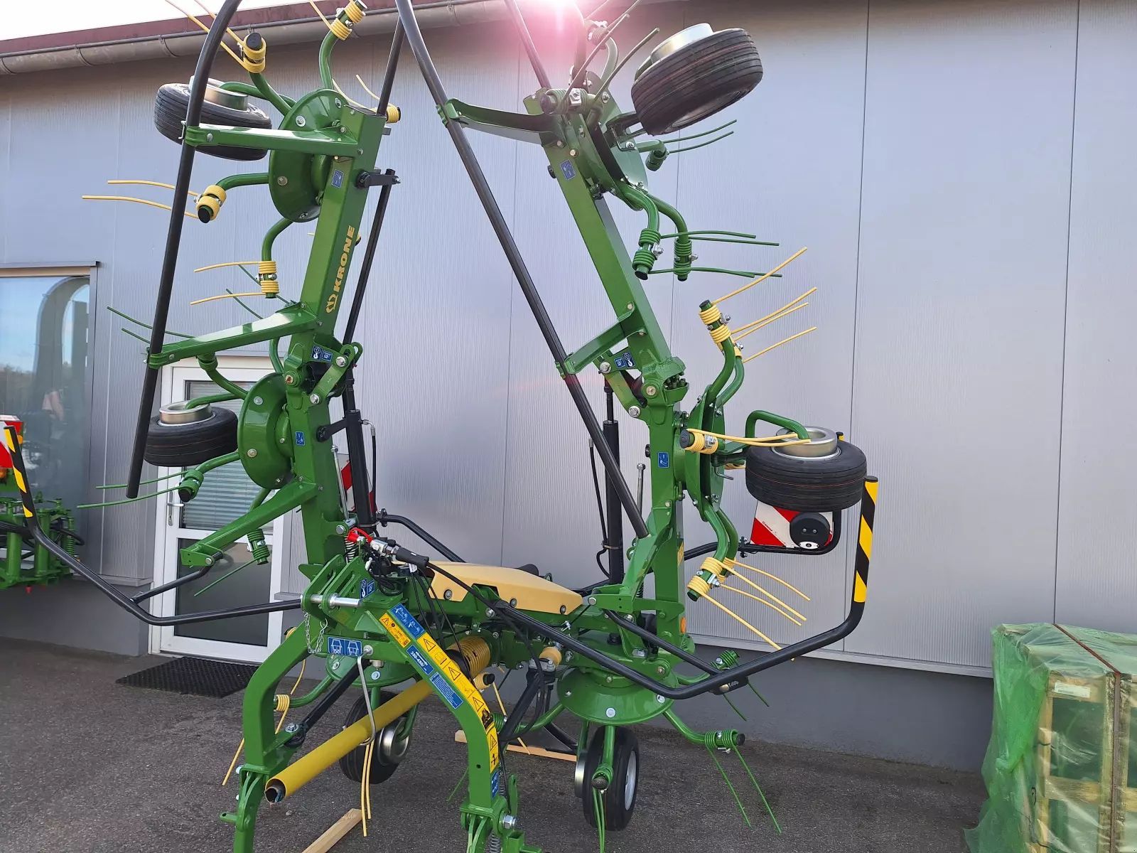 Krone Vendro 680 Tedder €11,513