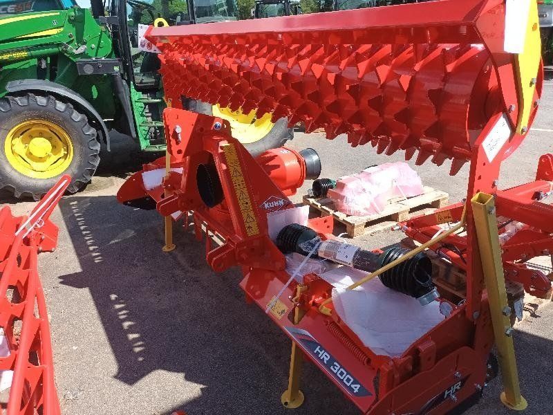 E-FARM: Kuhn HR 3004 D - Herse rotative - id NYNN6DT - 21 800 € - Année: 2024 - France