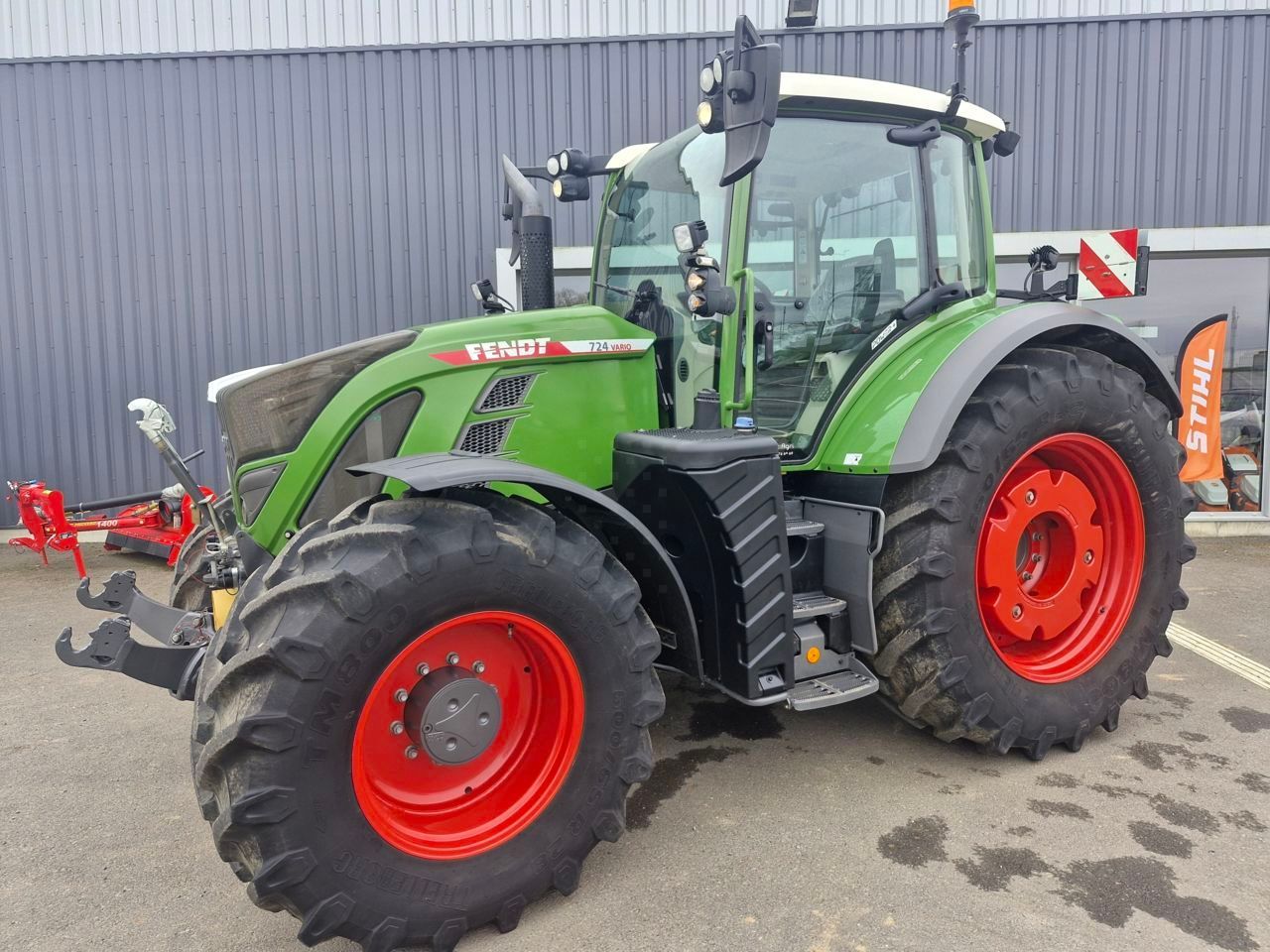 Fendt 724 Vario Tractor 149.000 €