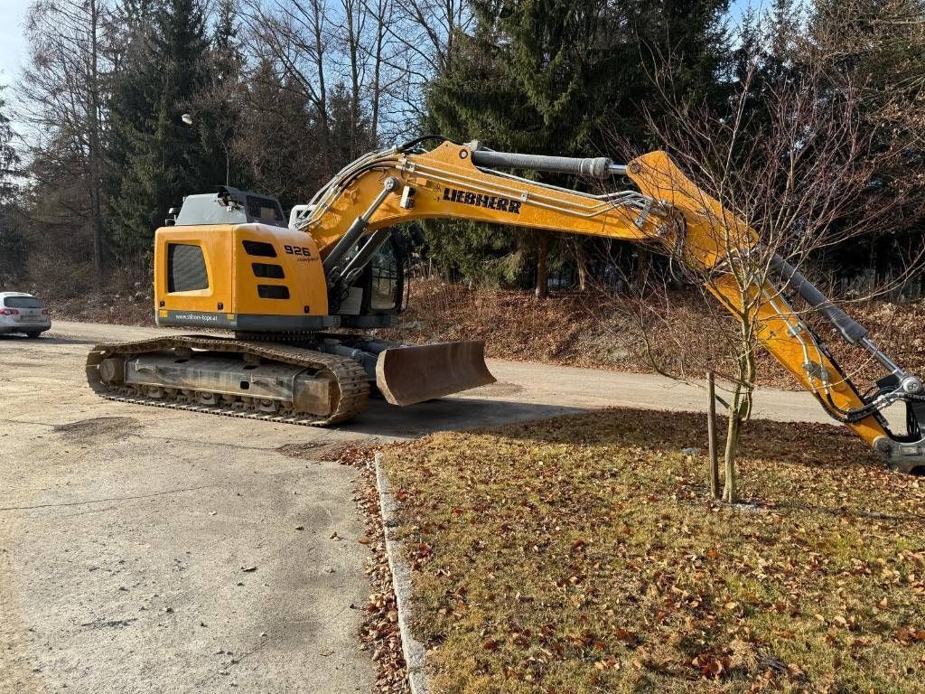 Liebherr 926 compact Excavadora de orugas 180.000 €