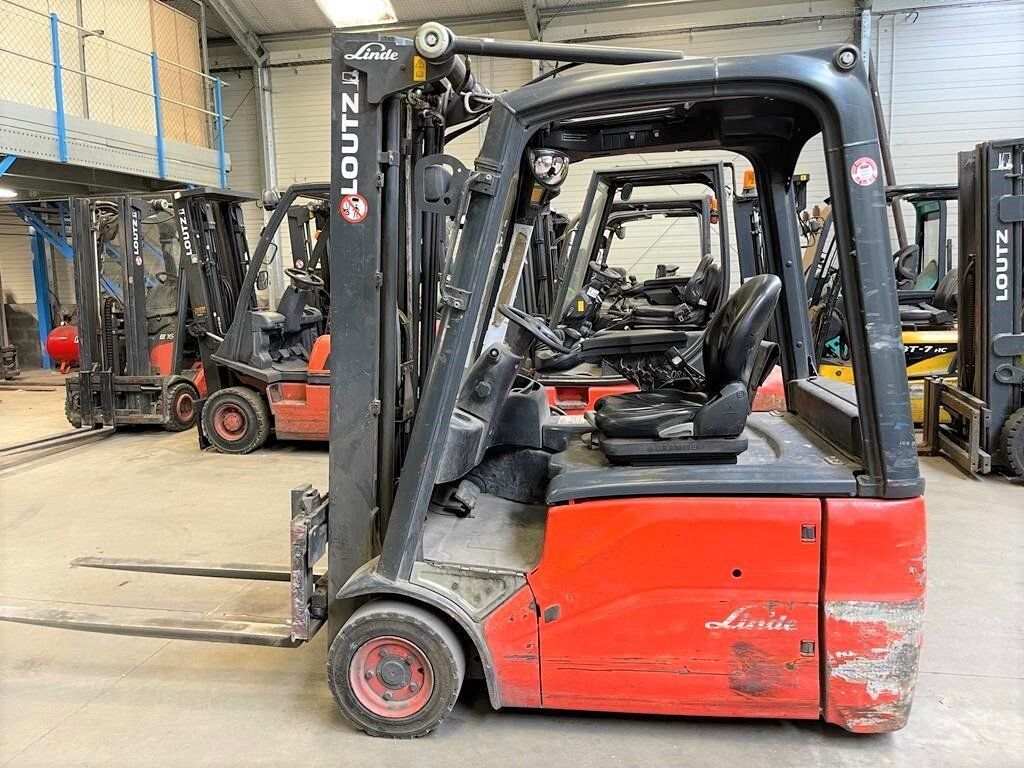 Linde e16-01 Вилочный погрузчик 7 900 €
