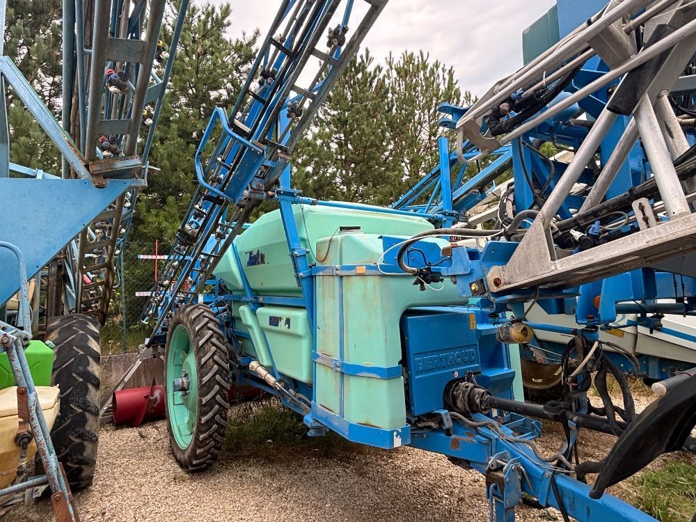 Berthoud Major 32 Permetezőgép 7800 EUR