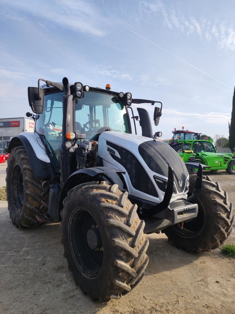 E-FARM: Valtra N114e - Tracteur - id RUK1QEV - 46 500 € - Année: 2018 - Lecture du nombre d'heure: 5 370,Puissance du moteur (chevaux): 120,France
