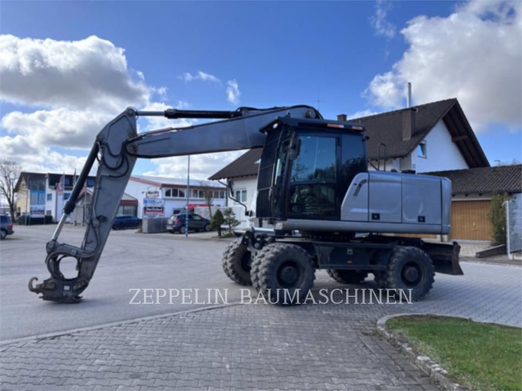 Caterpillar m320f Wheeled excavator