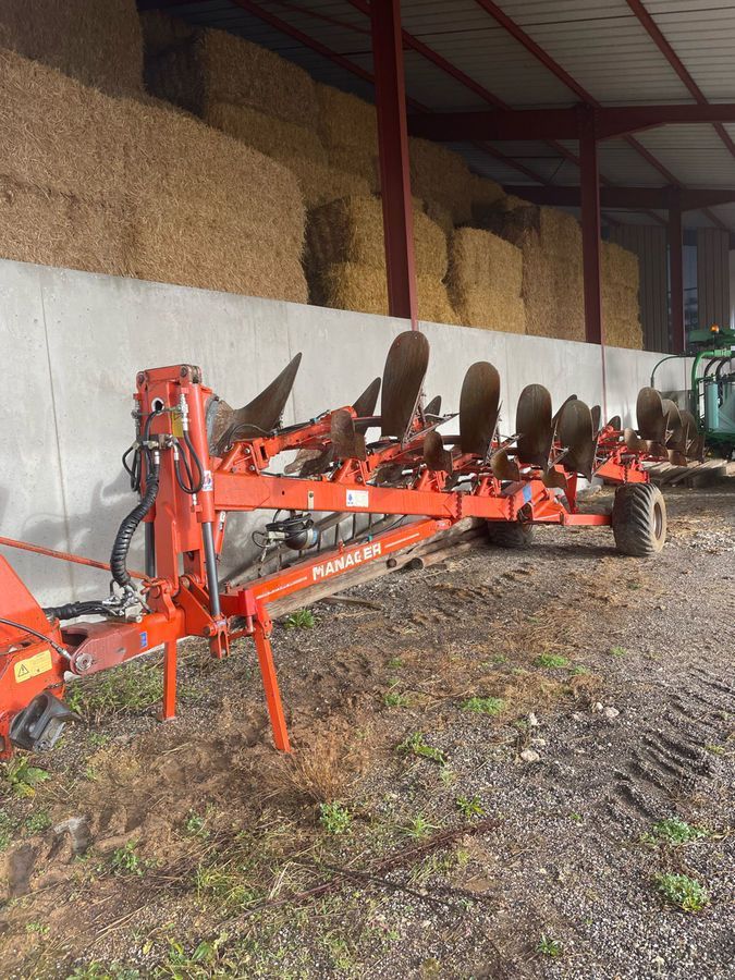 E-FARM: Kuhn manager f8 - Charrue - id MDTWNBH - 14 000 € - Année: 1998 - France