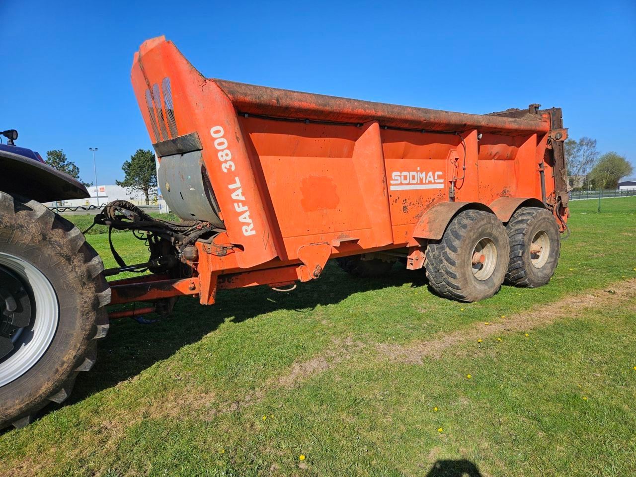 E-FARM: sodimac rafal 3800 - Roztrząsacz obornika i kompostu - id AV2BSVZ - 35 000 € - Rok produkcji: 2013 - Francja