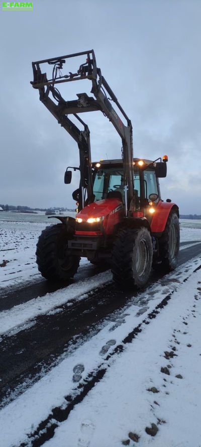 E-FARM: Massey Ferguson 5611 Efficient - Tractor - id FTBRAST - €43,000 - Year of construction: 2016 - Engine hours: 6,700,Engine power (HP): 110,Lithuania