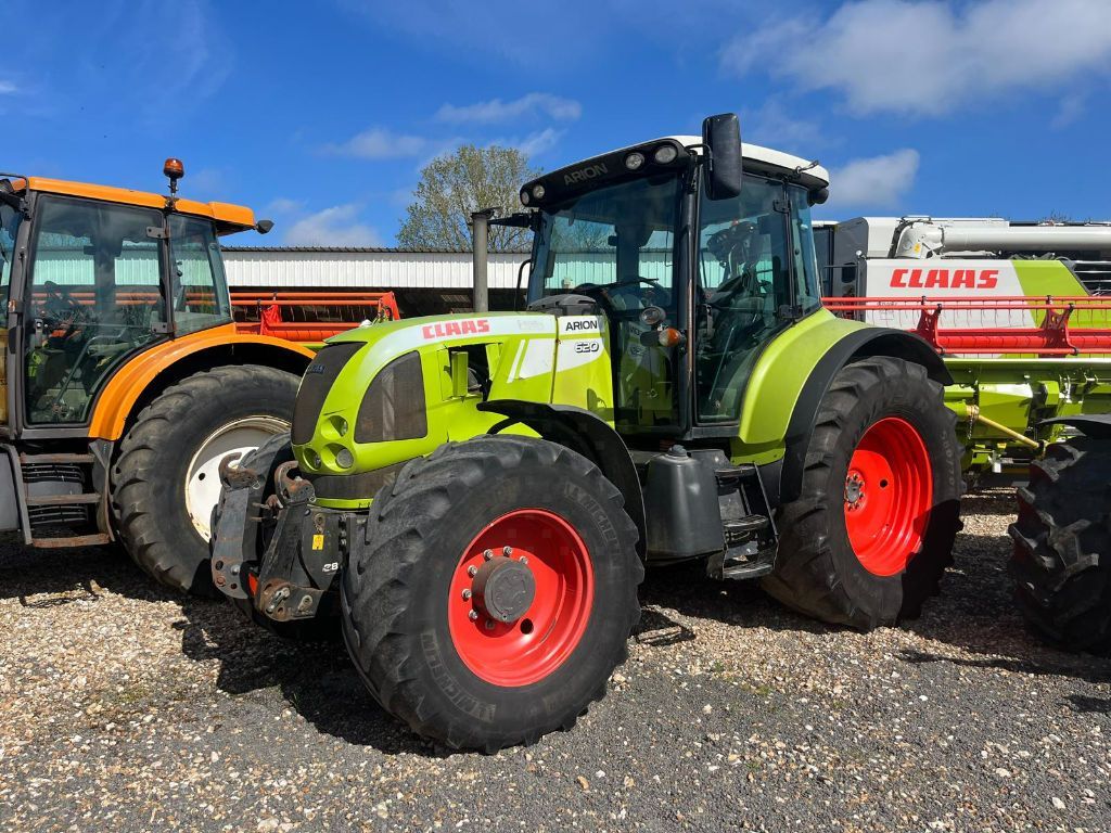 E-FARM: Claas Arion 620 - Tracteur - id JYYSBCS - 25 000 € - Année: 2009 - Lecture du nombre d'heure: 6 900,Puissance du moteur (chevaux): 135,France