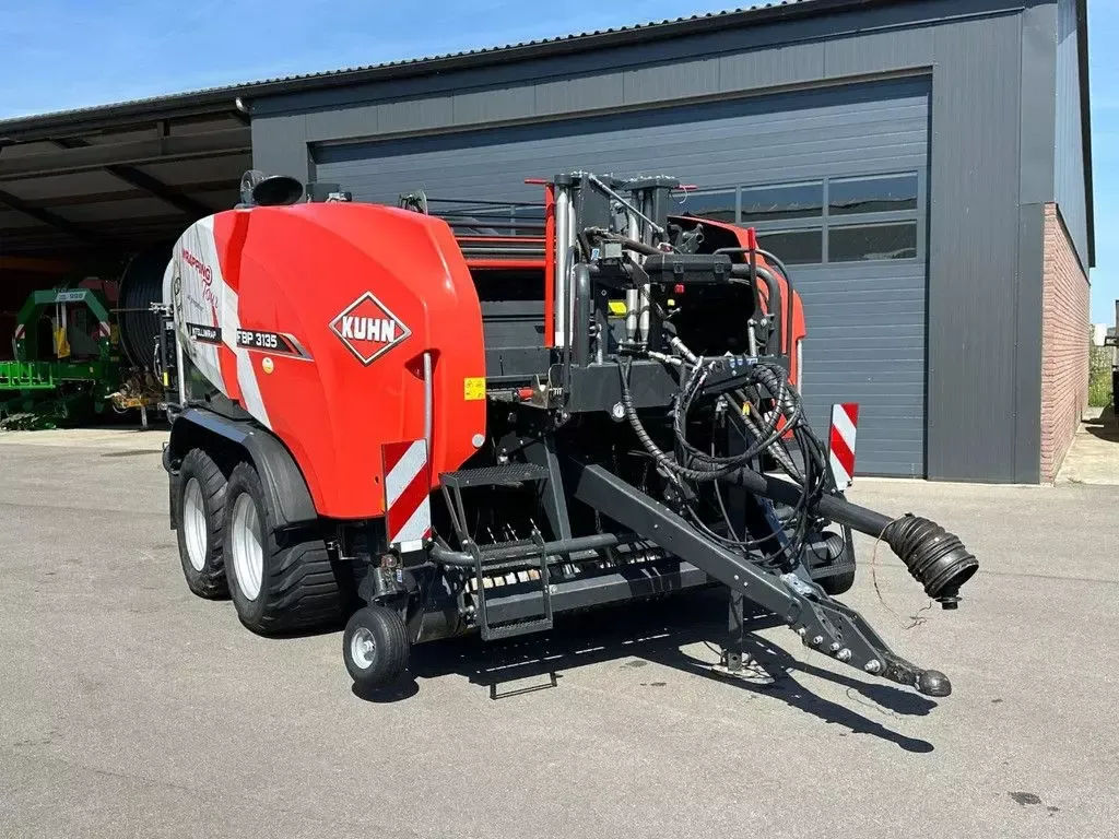 E-FARM: Kuhn fbp 3135 - Baler - id EVXIYPG - Year of construction: 2018 - Netherlands