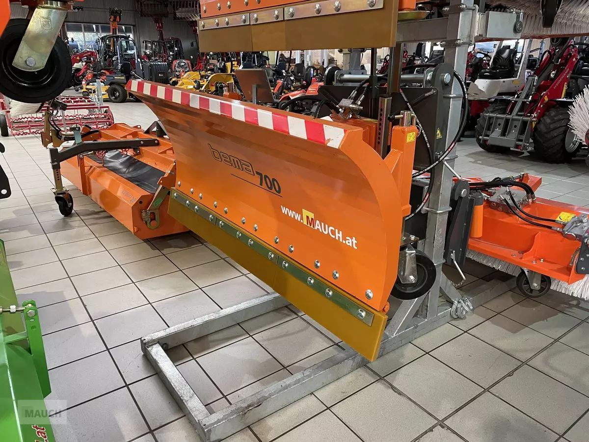 E-FARM: Weidemann bema schneeschild 700 / 1550mm breit mit hv - Anbaugerät - id L3IYMWK - Österreich