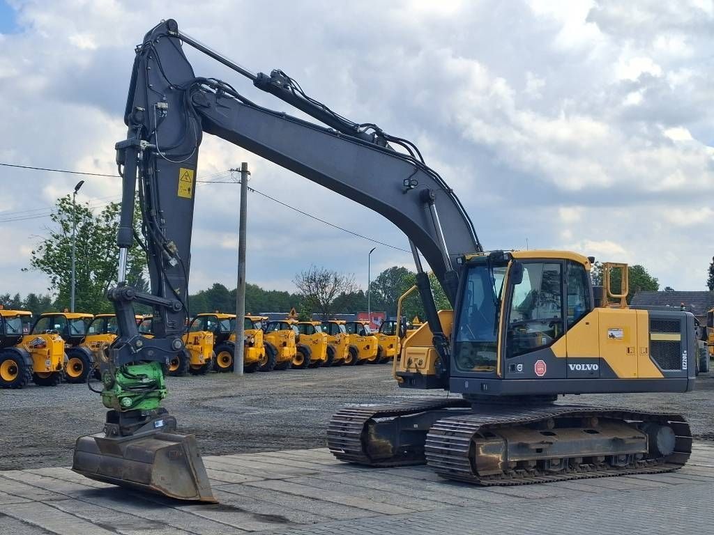 VOLVO ec 220 e Koparka gąsienicowa 55 255 €