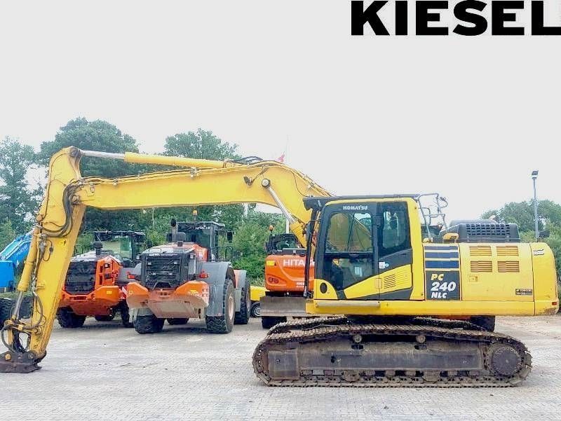 KOMATSU pc 240 nlc-11 Escavatore cingolato 75.000 €