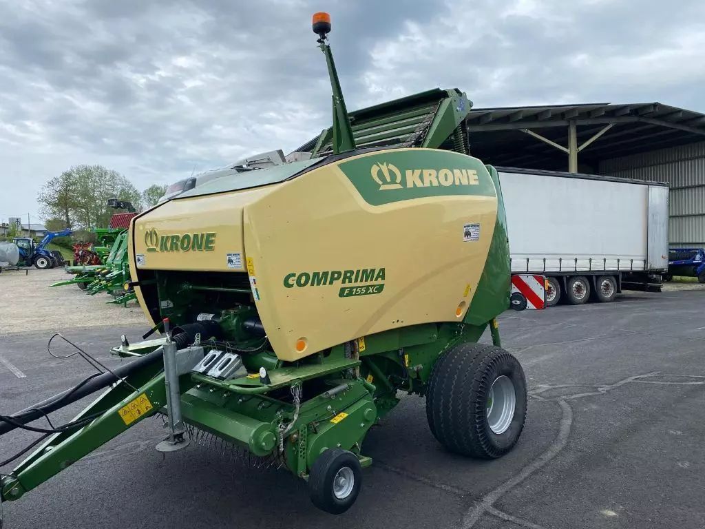 Krone Comprima F 155 XC Baler €28,000
