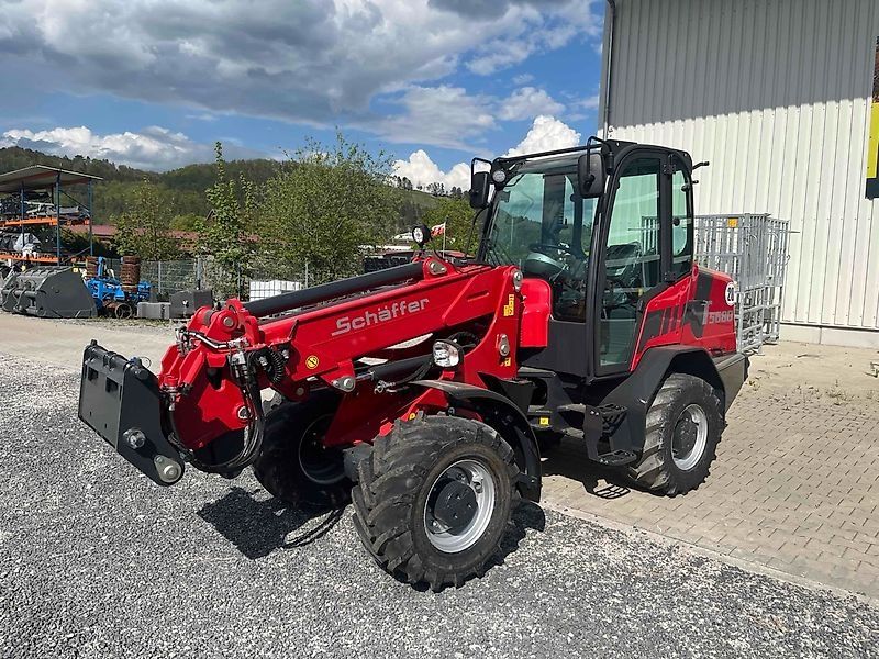 E-FARM: Schäffer 5680t - Cargadora de dirección deslizante - id 85NGDFE - 67.500 € - Año: 2024 - Alemania