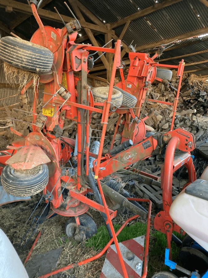 E-FARM: Kuhn GF 7902 - Kreiselheuer - id BDDU3AA - 9.000 € - Baujahr: 2016 - Frankreich