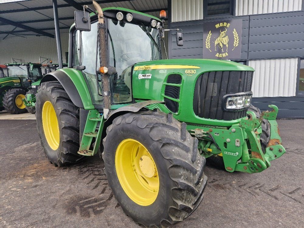 John Deere 6830 Premium tractor 37 000 €