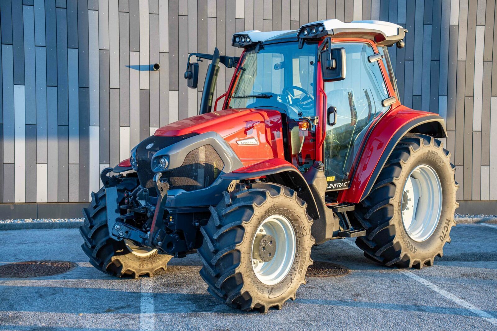 Lindner Lintrac 100 Traktor 98.368 €